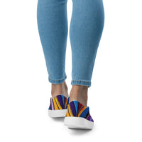 Women’s slip-on canvas shoes. BRIGHT ART