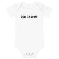 100% cotton one-piece Baby Onesie "NEW IN TOWN"
